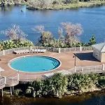 Remodeled 3Bd Plus Bunks! Low Floor Family Beach Resort! 5 Pools! By Dolce Vita Getaways Pcb