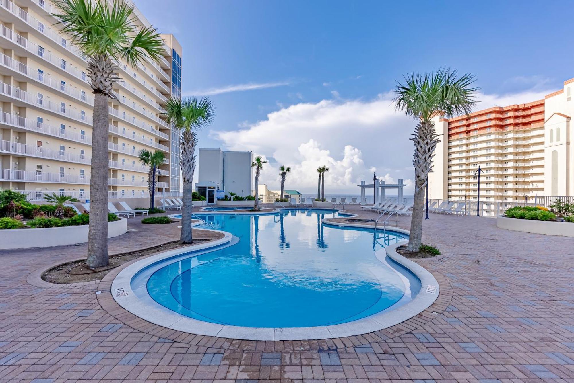 Remodeled 3bd Bunks! Floor Family Resort! 5 Pools! By Dolce Getaways Pcb Apartment