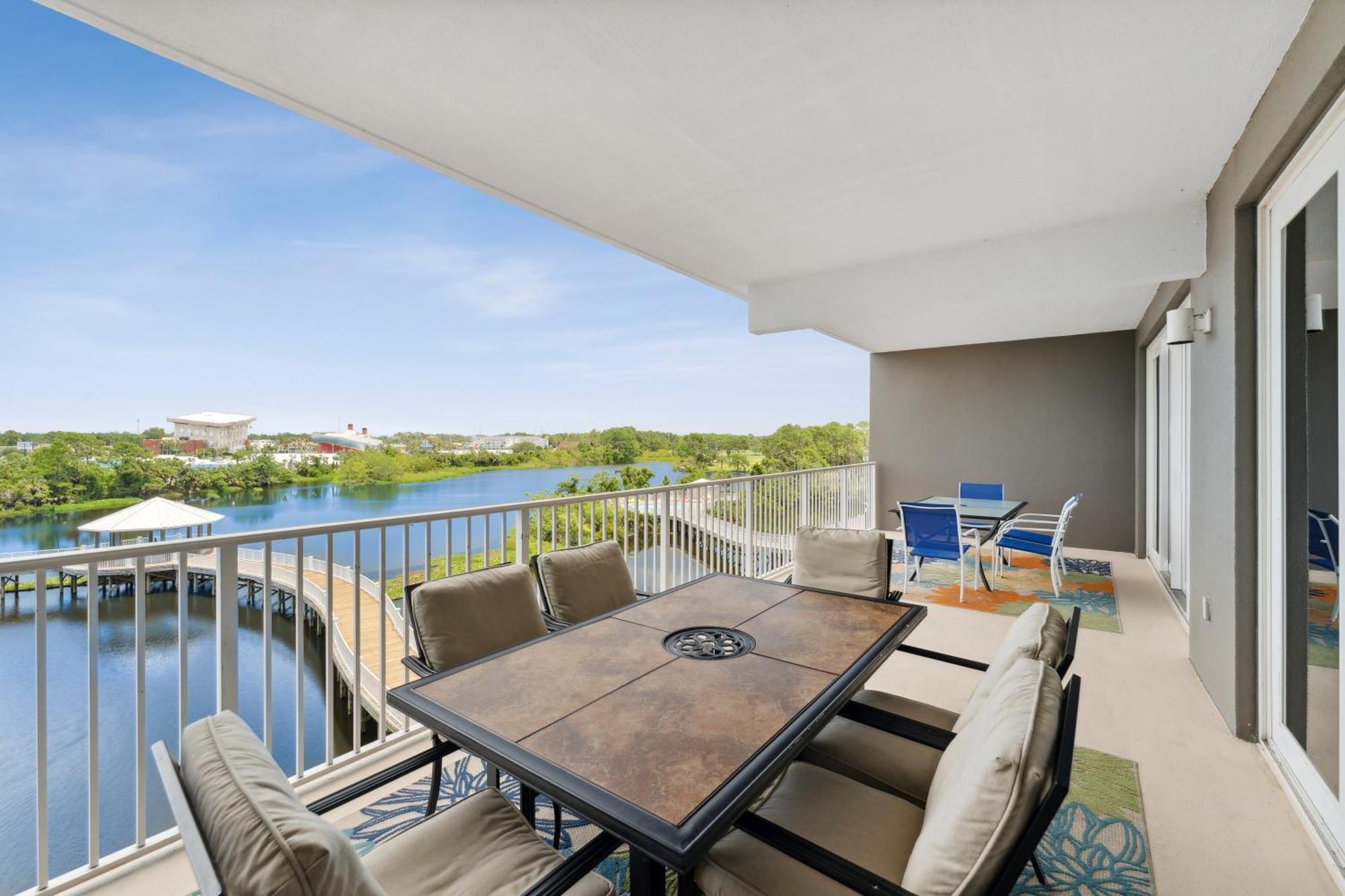 Apartment Remodeled 3bd Bunks! Floor Family Resort! 5 Pools! By Dolce Getaways Pcb
